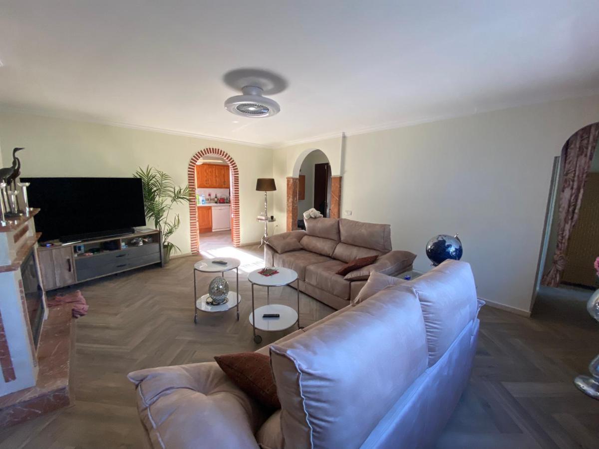 مبيت وإفطار Alhaurín el Grande Casa Donny المظهر الخارجي الصورة